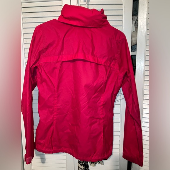 Pink Colombian rain jacket - Picture 2 of 3